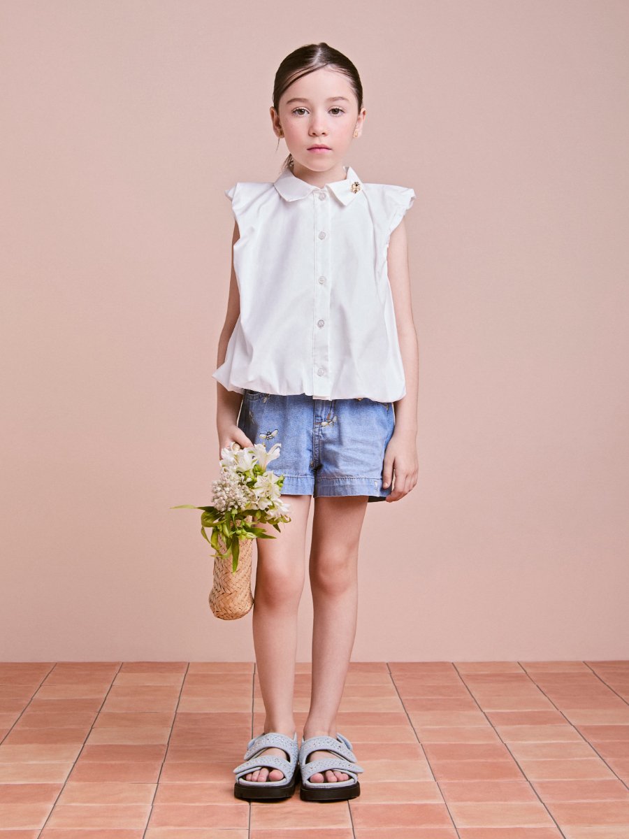 Off White Balloon Shirt with Bee Brooch