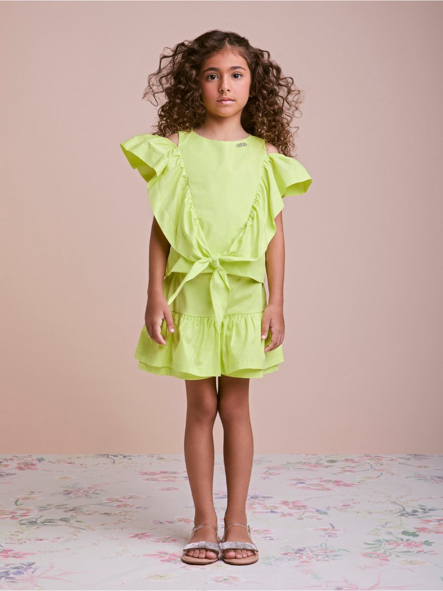 Skirt and Blouse Set with Opening on the Shoulder