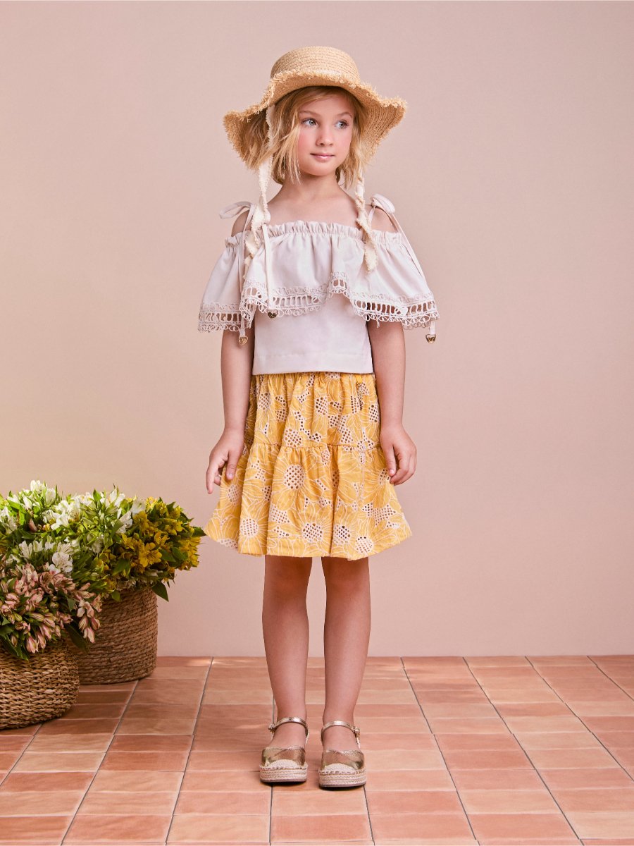 Yellow Eyelet Set