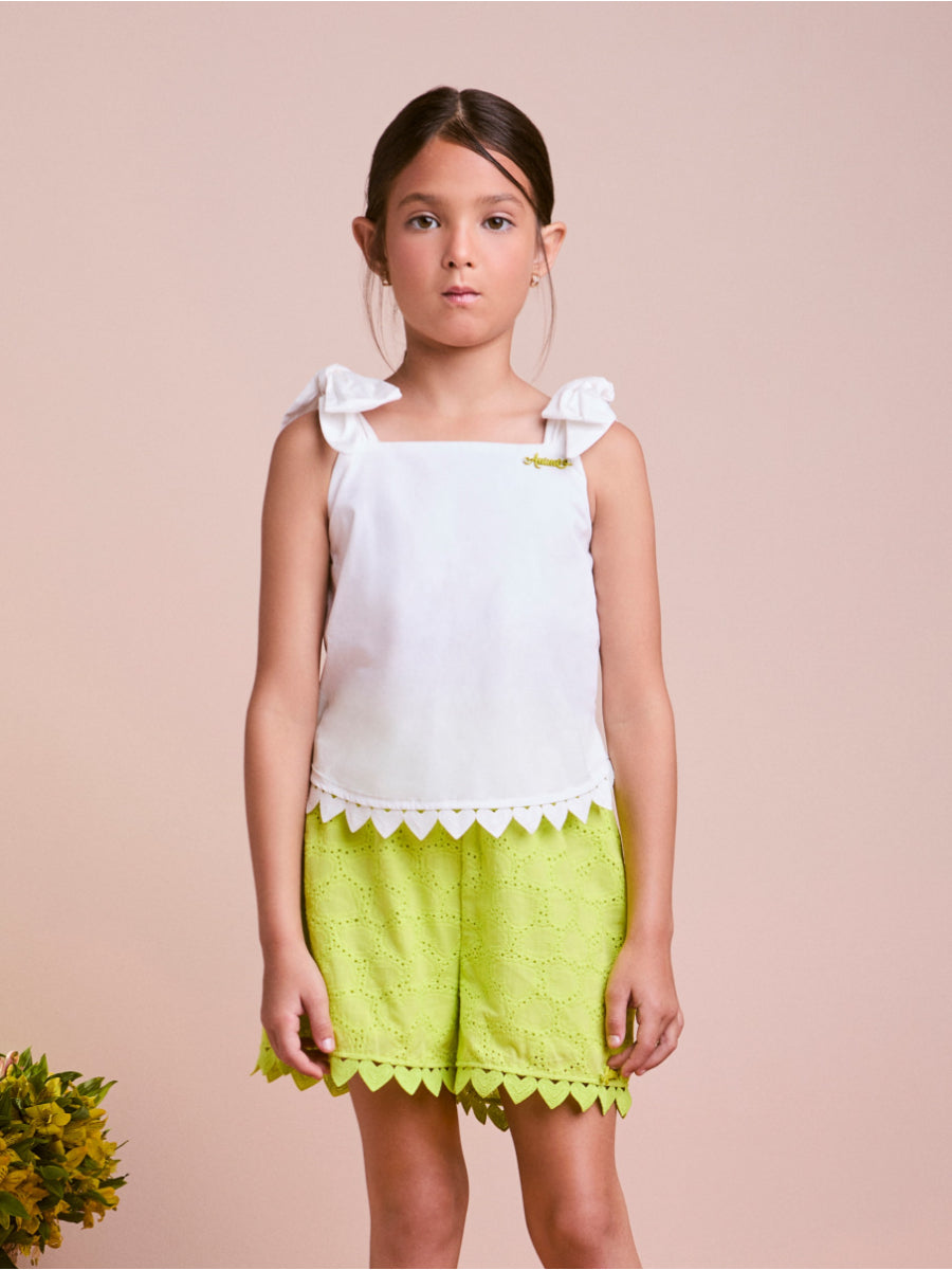 Set with Lime Green Laise Bows