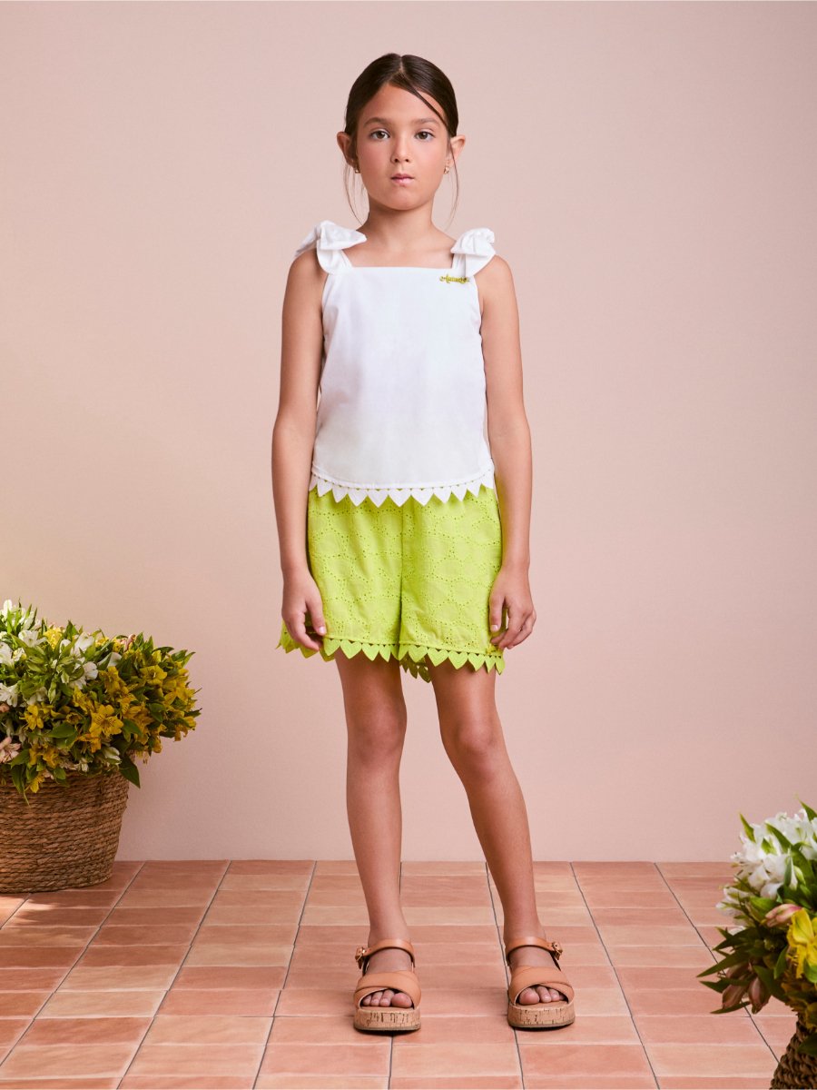 Set with Lime Green Laise Bows