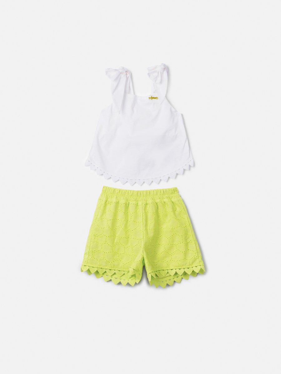 Set with Lime Green Laise Bows