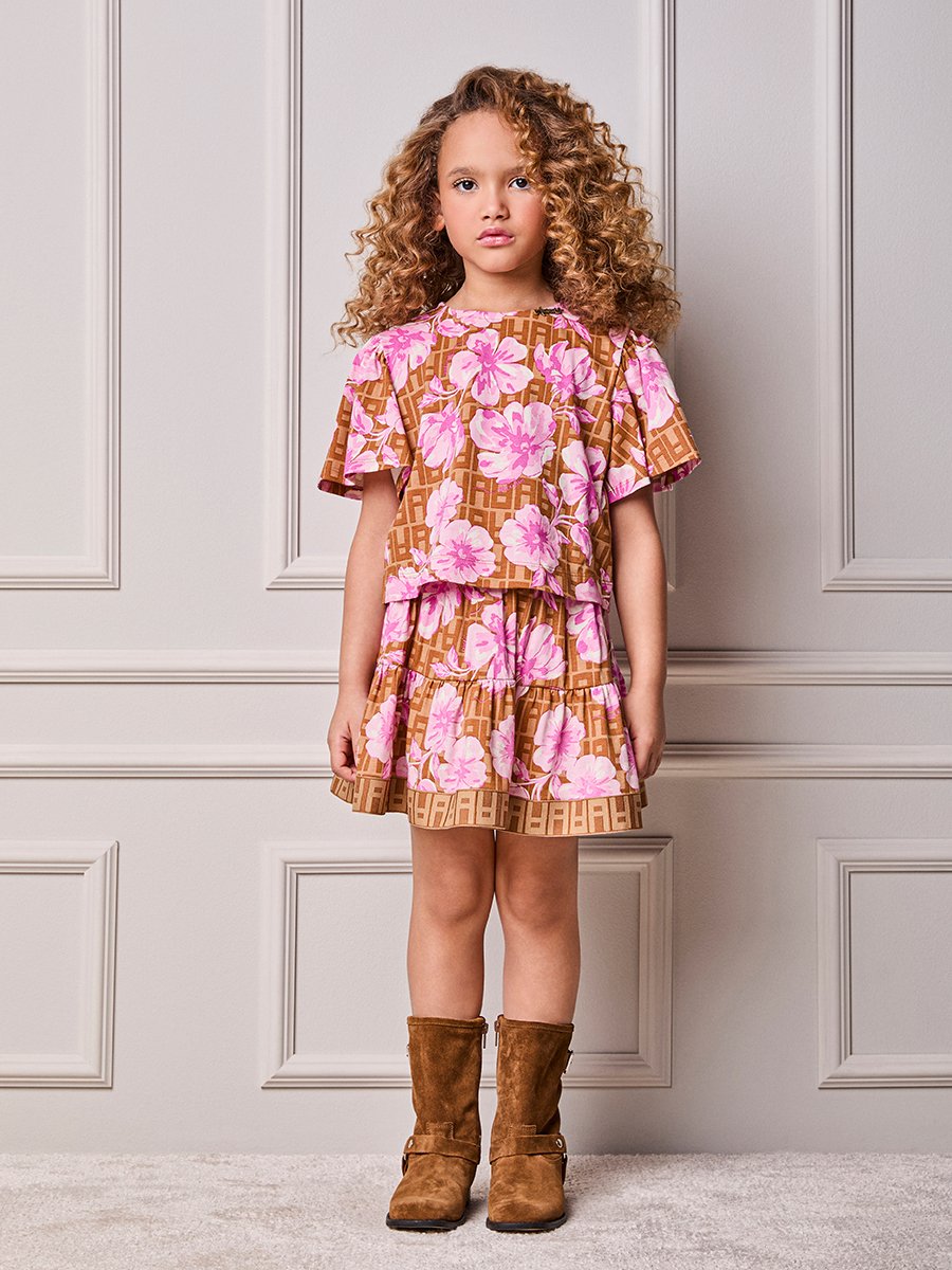 Monogram Anime Girl Children's Set with Flowers
